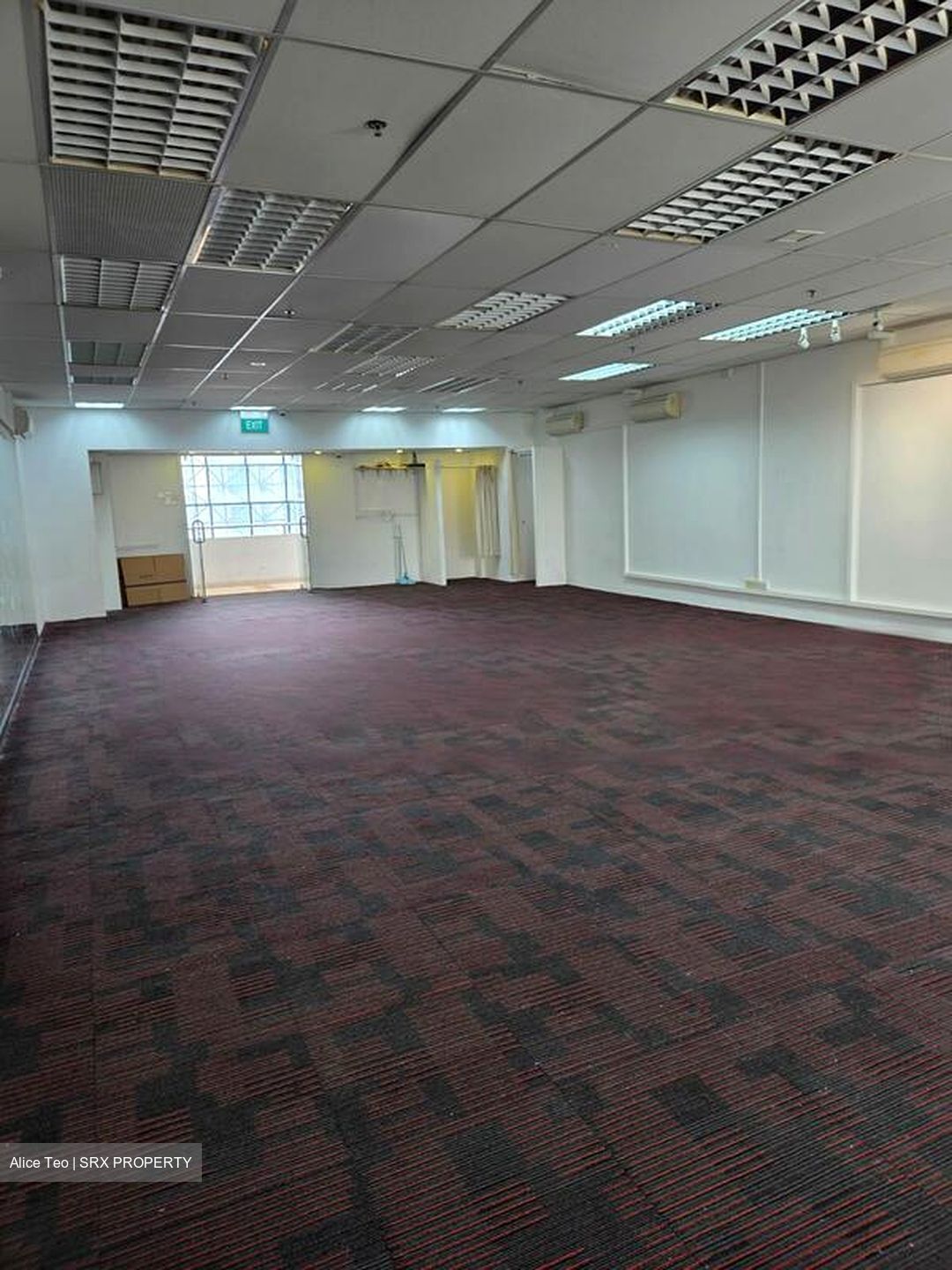 Parkway Centre (D15), Office #572597111